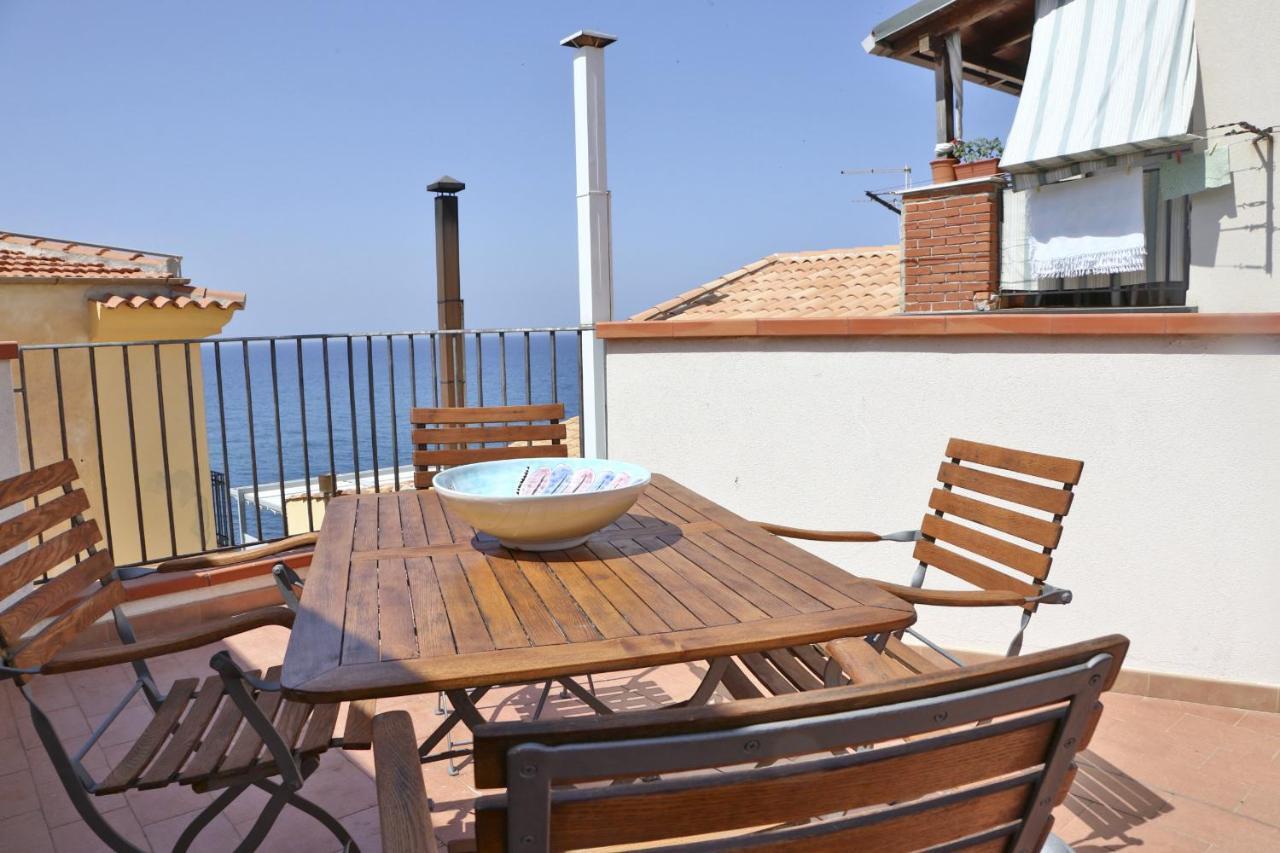 Апартаменти Terrazza Lucilla Чефалу Екстер'єр фото